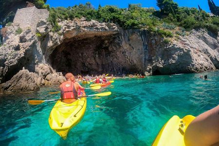 Sea kayaking experience in Dubrovnik