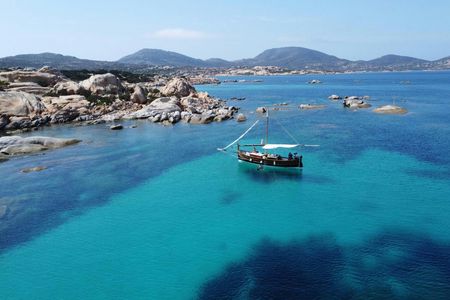 Vintage sailboat Asinara Island tour with lunch from Stintino
