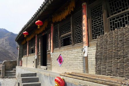 Ming dynasty, village Cuandixia and Liulichang street private tour