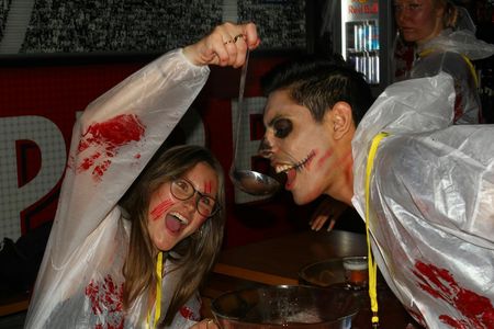 Halloween pub crawl in Porto