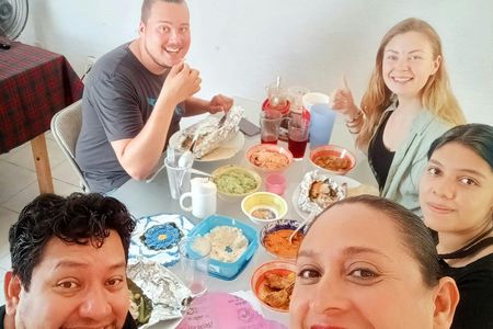 Proef de lokale cultuur bij een lokaal gezin in Merida