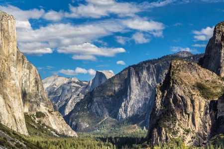 Yosemite National Park Self-Guided Driving Audio Tour