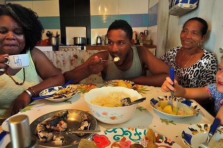 Cultural Dining Experience with a Local Family in Mindelo