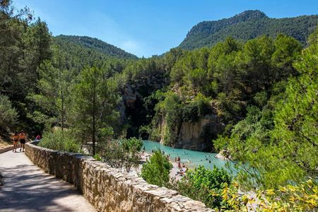 Montanejos Guided Hike with Natural Pools from Valencia