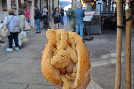 Madrid Food Tour with Tapas & Drinks with a Local
