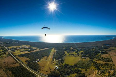 15,000Ft Byron Bay Skydive in Weekend with Transfer from Gold Coast