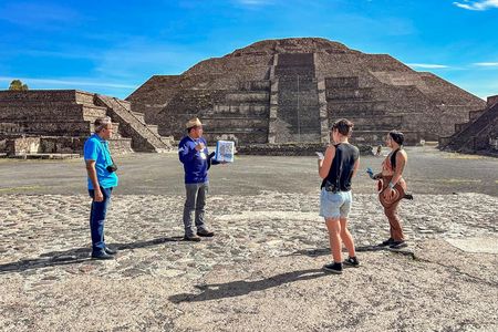 Teotihuacan, Guadalupe Shrine and Tlatelolco Guided Tour