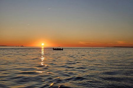 Lisbon 1-hour cultural boat tour