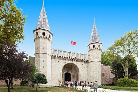 Topkapi Palace and harem skip-the-line tickets with options