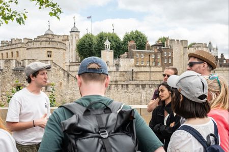 Westminster Walking Tour with Visit to the Tower of London