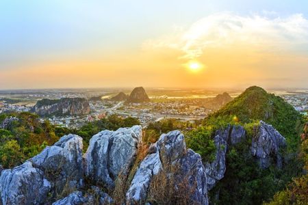 Trip to the Marble Mountains, Am Phu Cave and Monkey Mountain