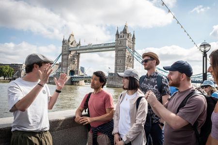 London Castles and Bridges Southbank Walking Tour