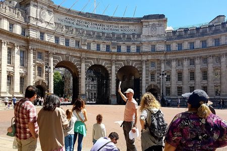 30 Top London Sights Private Group Tour with a Local Guide