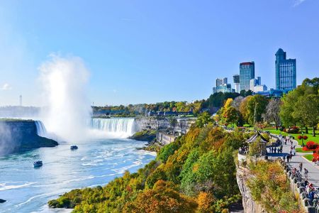Niagara Falls Day Trip from New York with Optional Boat Tour