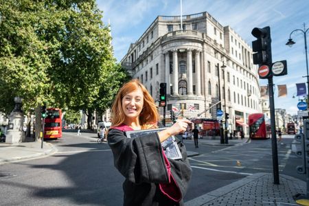 Harry Potter Guided Walking Tour with Tower of London Tickets