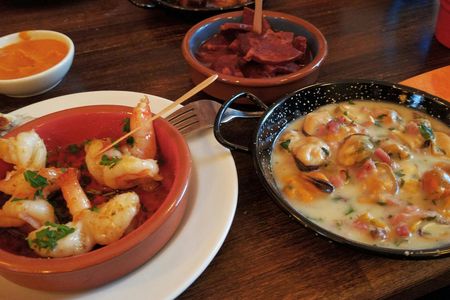 Tapas tour in the Triana neighborhood