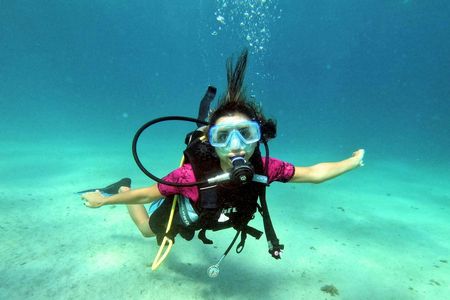 Beginners Scuba Diving in Calamosca