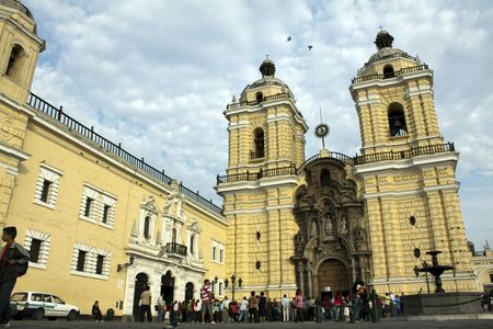 Lima tour with cathedral, San Francisco church, and Larco Museum