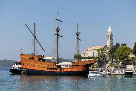 Carrack ship Elafiti Islands cruise