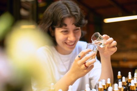 Perfume Making Workshop with Snacks and Drinks in Istanbul