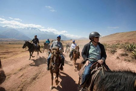 Half-day private tour riding on horseback around Cusco