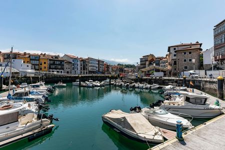 Ribadesella, Llanes and San Vicente de la Barquera tour from Oviedo
