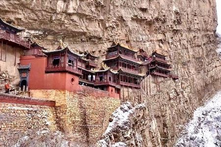 Hanging Temple and Yungang Grottoes Tour by Bullet Train from Beijing