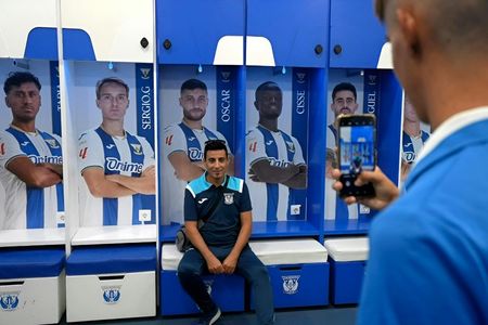 Guided Tour of Butarque Municipal Stadium and VR Experience