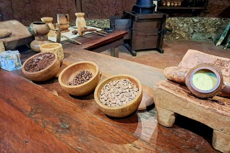 Full-Day Uxmal Ancient Pyramids and Cocoa Museum Tour