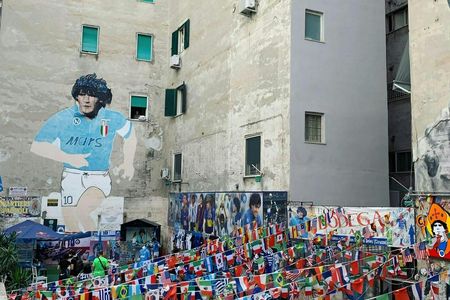 Naples Spanish Neighborhoods and Underground Tour