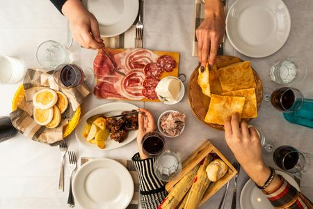 Modena traditional food tour