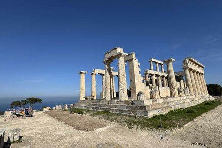 Aegina Island Day Tour from Athens by Bus and Boat