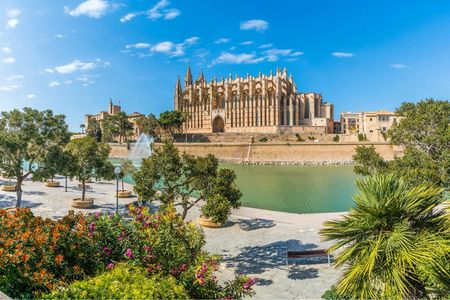 Palma de Mallorca: Small-Group Tour & Fast-Track Cathedral