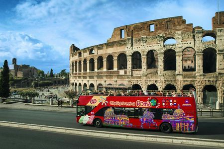 Rome Hop-On Hop-Off Tour with Train Transfer from Civitavecchia