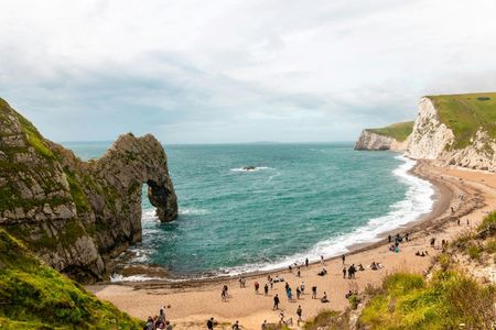 Salisbury and the Jurassic Coast scenic day trip from Bath