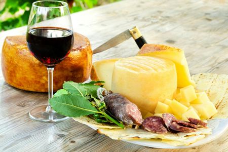 Guided Tasting of Sardinian Food and Drink Delicacies