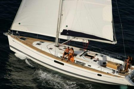 Sailboat trip to Maddalena archipelago from Santa Teresa Gallura