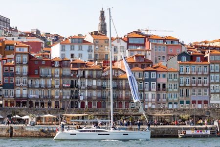Porto 2-hour boat tour with panoramic views