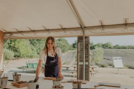Lavender soap-making workshop in Aix-en-Provence