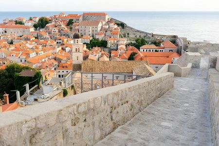 Two-hour guided tour of Dubrovnik's city walls
