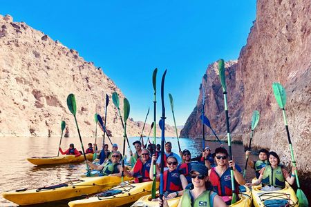 Emerald Cave guided kayak tour