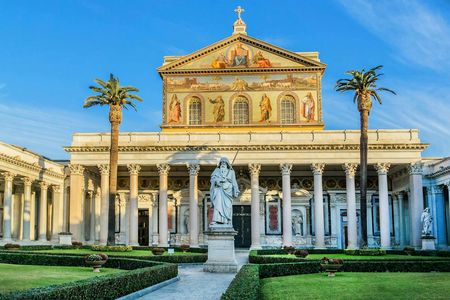 Rome’s Papal Basilicas and Holy Stairs tour with transfer