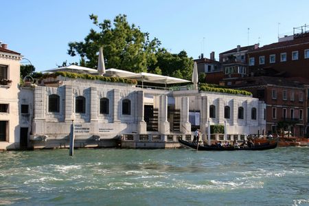 Peggy Guggenheim gallery and Sestiere Dorsoduro tour in Venice