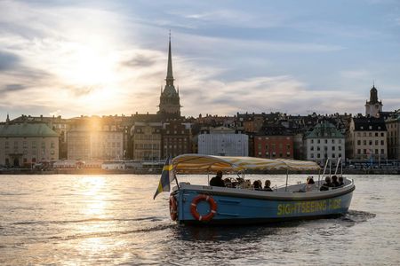 Stockholm electric boat sightseeing tour