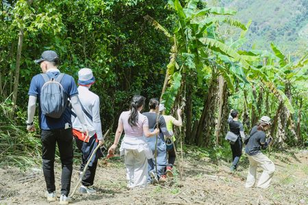 Nha Trang hiking and paragliding adventure with pilot