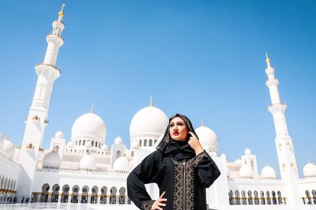 Full-day Abu Dhabi sightseeing shared tour from Dubai