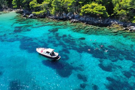 Elaphiti Islands luxury private boat tour with optional pickup