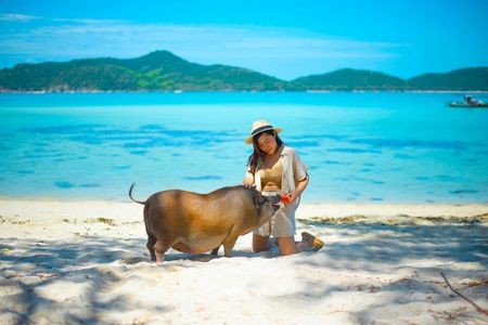 Private Half-Day Longtail Boat Tour to Koh Mat Sum from Koh Samui