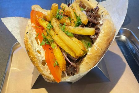 Berlin food tour with full meal and beers