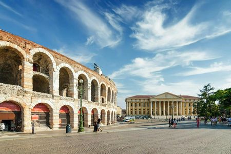 Verona 1-day trip from Lake Garda
